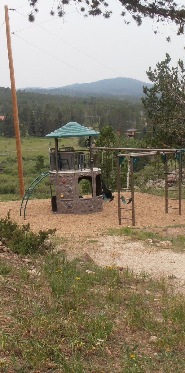 Crystal Lakes Family Playground Base Camp