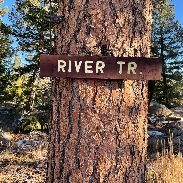 Crystal Lakes Community Fund Association Trail Signs